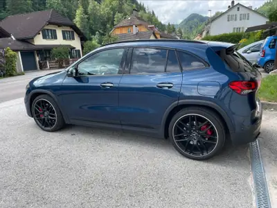 Mercedes-AMG GLA 45 S 4matic+ — 421 ch, performance pure en format compact — Armaturenbrett