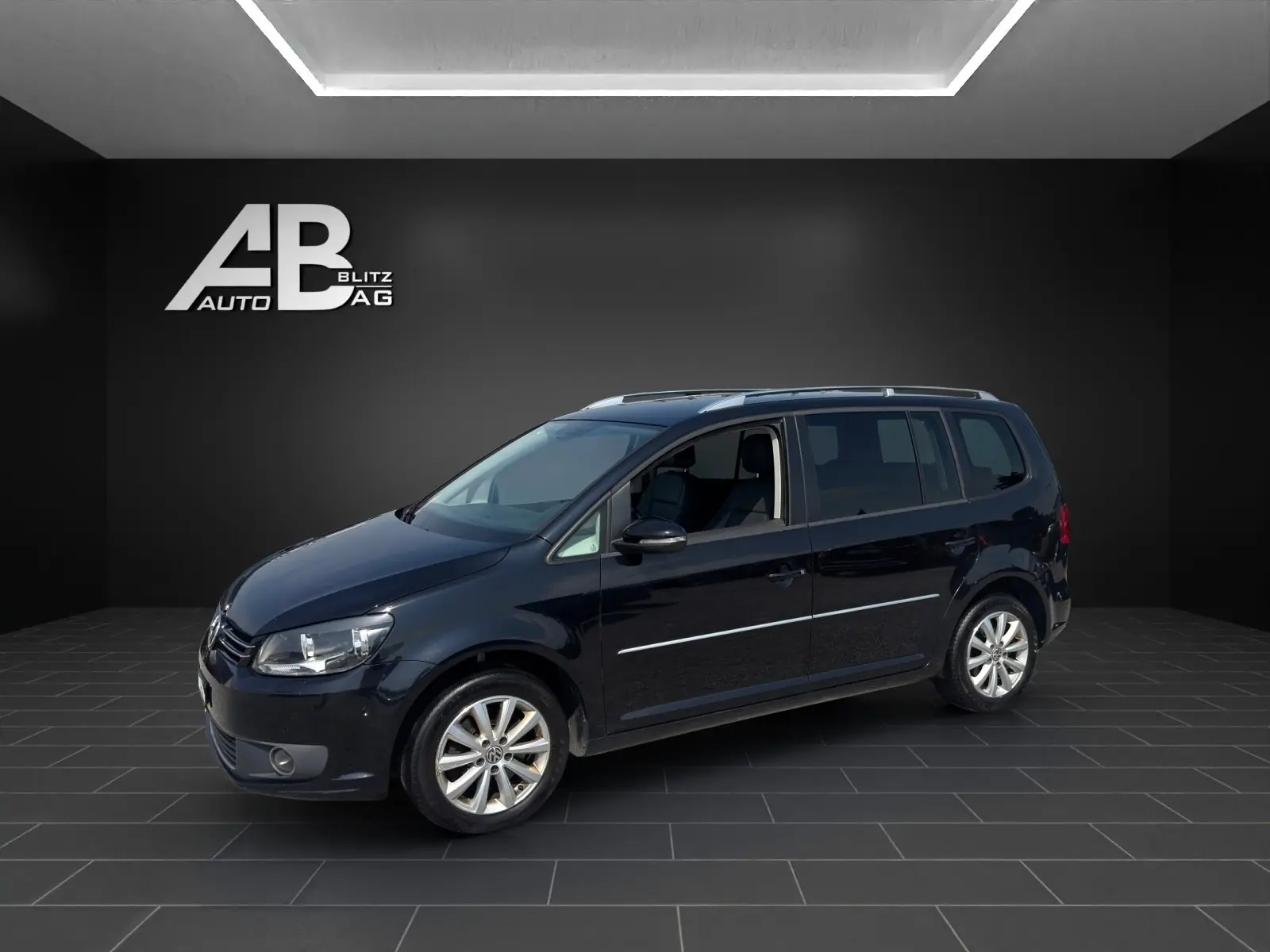 Volkswagen Touran 2014 occasion Hunzenschwil — 2