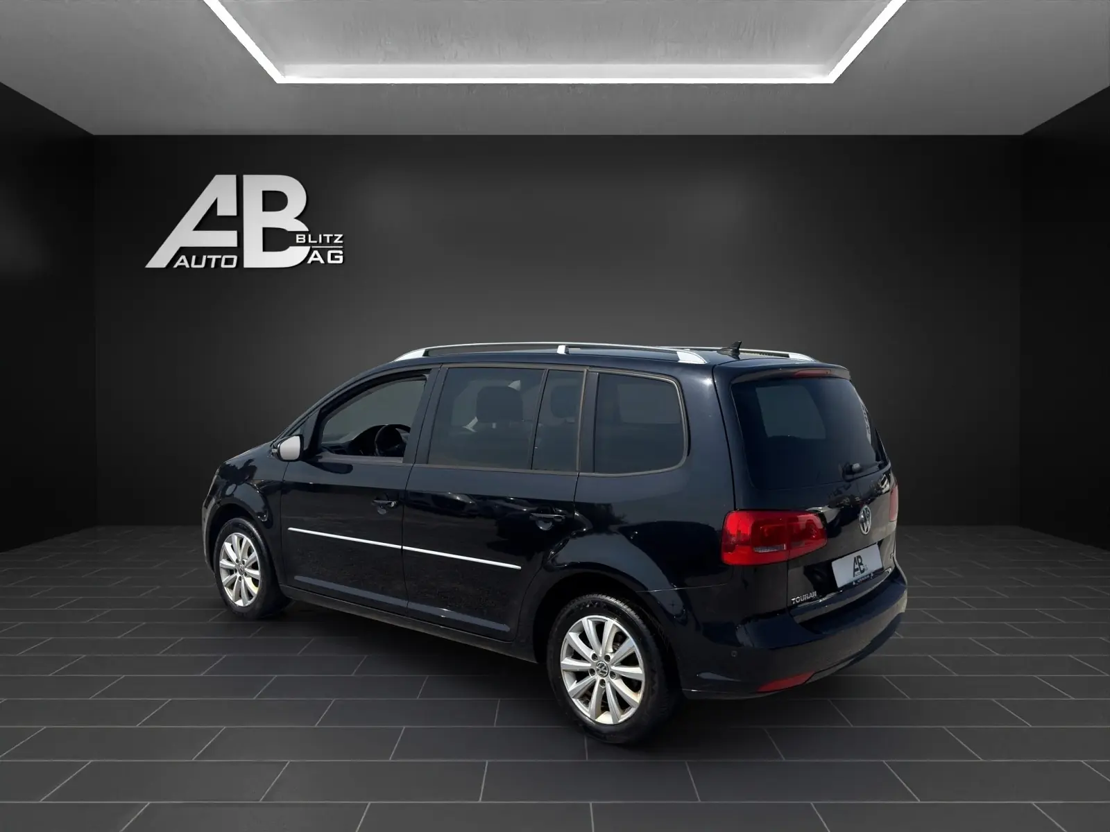 Volkswagen Touran 2014 occasion Hunzenschwil — 3