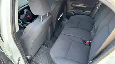 Honda Civic 1.6i-DTEC Sport — Break diesel économique, 159 600 km, sans sinistre — dashboard