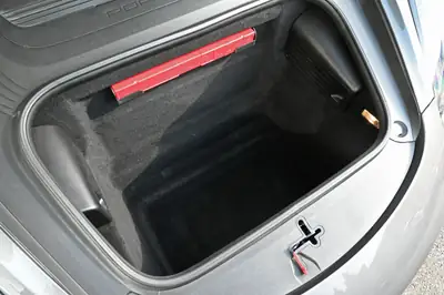 Porsche 718 Cayman 2.7 PDK — Coupé sportif d'exception, 99'000 km, sans sinistre — Miniatura 26