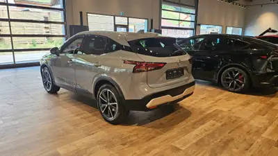 Nissan Qashqai 1.3 DIG-T MHEV Tekna — SUV hybride 4x4, première main, 79 000 km — Miniatura 13