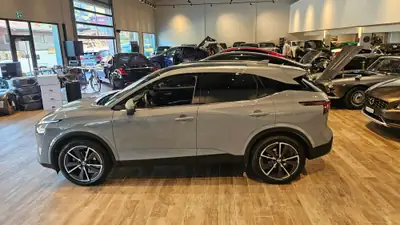 Nissan Qashqai 1.3 DIG-T MHEV Tekna — SUV hybride 4x4, première main, 79 000 km — Miniatura 16