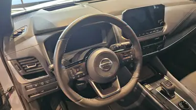 Nissan Qashqai 1.3 DIG-T MHEV Tekna — SUV hybride 4x4, première main, 79 000 km — Miniatura 29