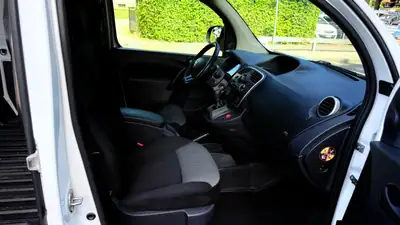 Nissan NV250 1.5 dCi Comfort — Utilitaire fiable, faible kilométrage, sans sinistre — Miniatura 8