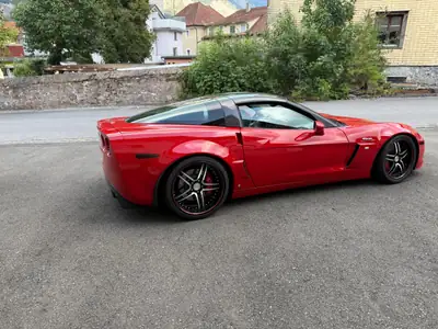 Chevrolet Corvette Z06 2007 — Coupé sportif légendaire, 512 ch et faible kilométrage — interni
