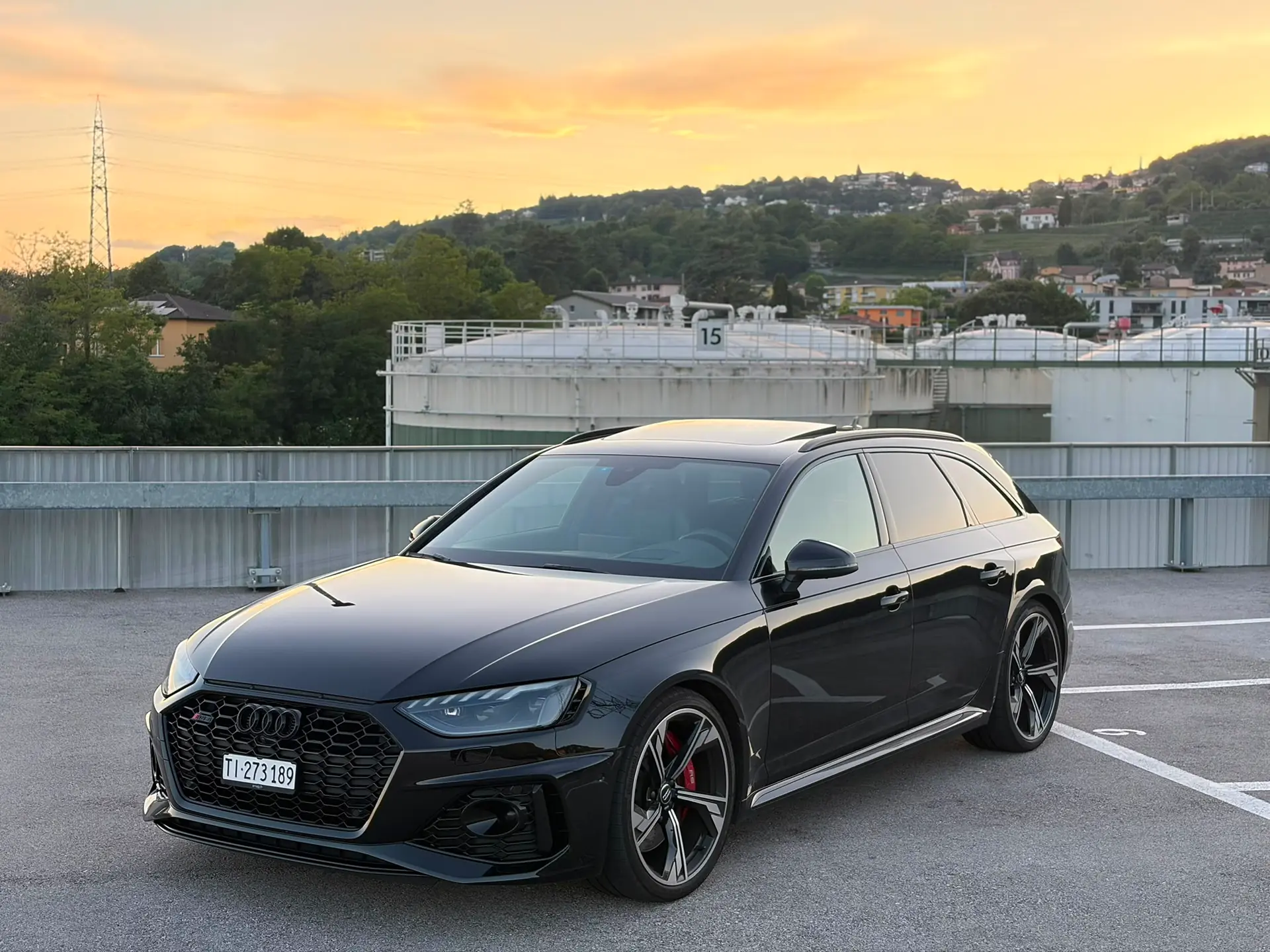 Audi RS4 Avant 2.9 V6 TFSI 510 ch — Break sportif quattro, faible kilométrage — Außenansicht
