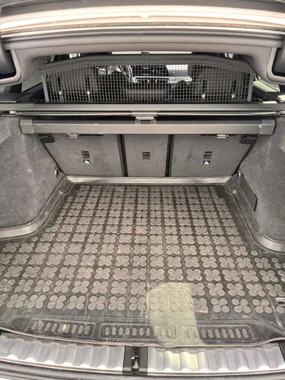 BMW 330d xDrive Touring — Break diesel performant, 134000 km, traction intégrale — tableau de bord