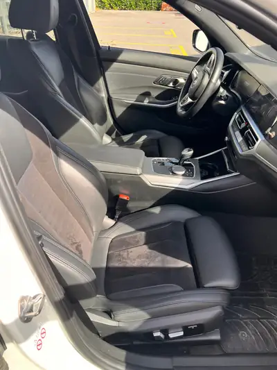 BMW 330d xDrive Touring — Break diesel performant, 134000 km, traction intégrale — intérieur