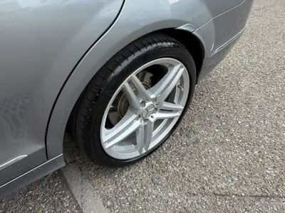 Mercedes-Benz Classe C 300 CDI Avantgarde 4Matic — Break diesel performant, entretien récent — Miniatur 20
