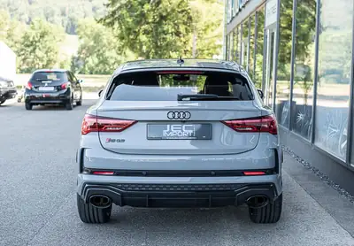 Audi RS Q3 SB 2.5 TFSI Quattro — 400 ch, Gris Nardo, Toit Panoramique — Armaturenbrett