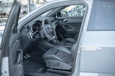 Audi RS Q3 SB 2.5 TFSI Quattro — 400 ch, Gris Nardo, Toit Panoramique — Miniatur 11