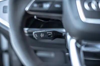 Audi RS Q3 SB 2.5 TFSI Quattro — 400 ch, Gris Nardo, Toit Panoramique — Miniatur 19