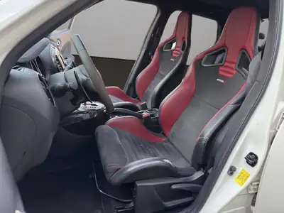 Nissan Juke 1.6 DIG-T Nismo RS 4x4 — SUV sportif intégral, caméra & navigation — Miniatur 9