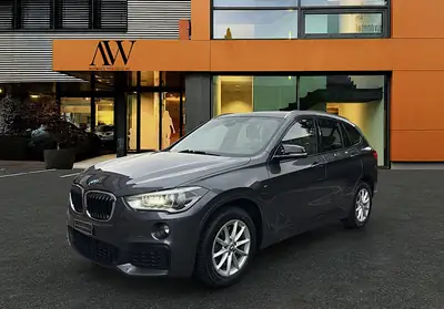 BMW X1 25i xDrive — SUV compact premium, équipement Top, sans sinistre — Heckansicht
