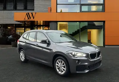 BMW X1 25i xDrive — SUV compact premium, équipement Top, sans sinistre — Miniatur 8