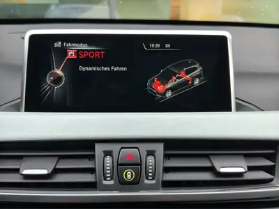 BMW X1 25i xDrive — SUV compact premium, équipement Top, sans sinistre — Miniatur 18