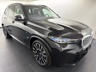 BMW X5 xDrive 48V 30d M Sport 2025 — SUV 7 places hybride diesel, quasi neuf — Innenraum