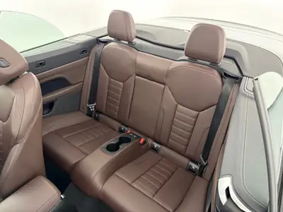 BMW 420i Cabrio M Sport 2025 — Décapotable élégante, première main avec garantie constructeur — Detail