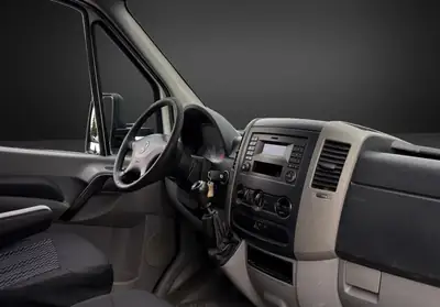VW Crafter 35 TDI — Benne 3 places, 1150 kg de charge utile, frais de révision inclus — Miniatur 12