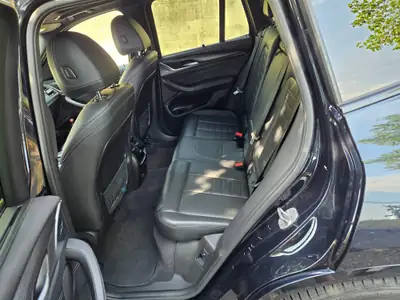 BMW X3 30d xDrive — SUV premium diesel, 85 300 km, garantie économies — interni