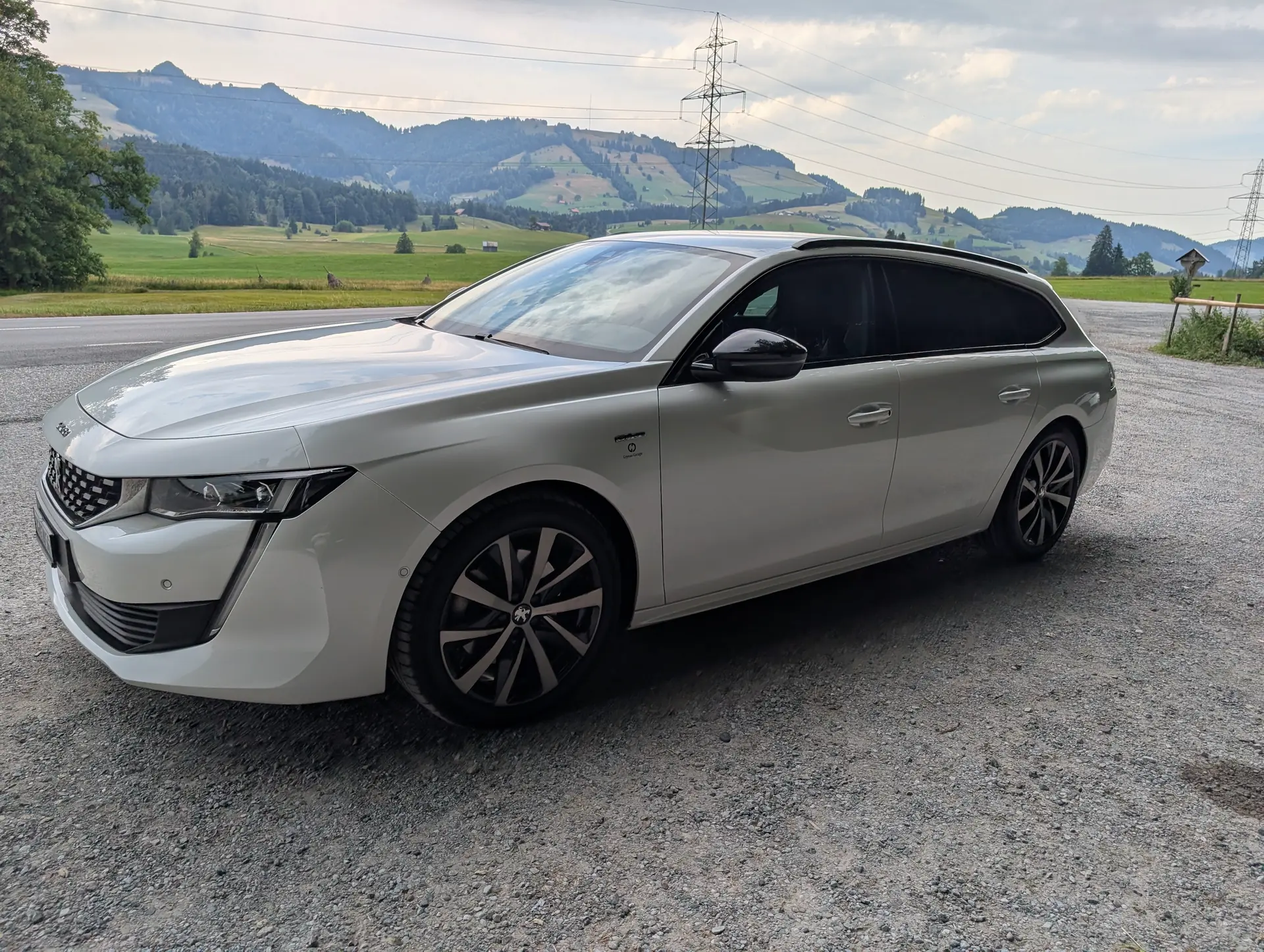 Peugeot 508 Break 2.0 BlueHDi 180 GT Line — Monospace diesel performant, 99 000 km — Außenansicht