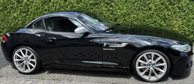 BMW Z4 35is sDrive — Roadster haute performance, 58'200 km seulement — interni