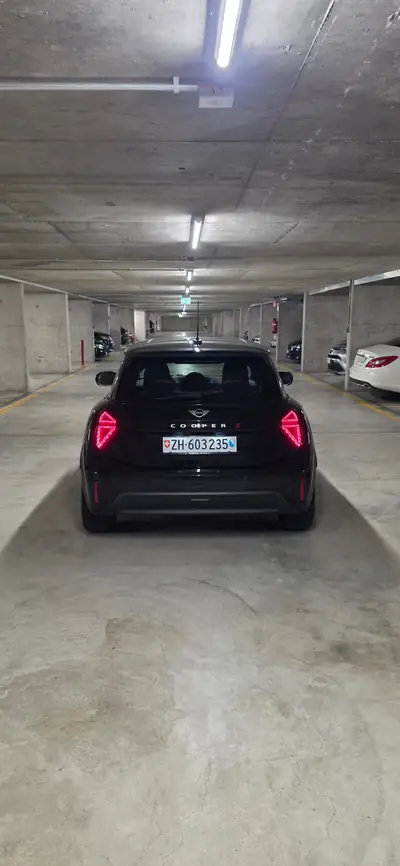MINI Cooper 204 ch — Sportivité british et efficacité urbaine — tableau de bord