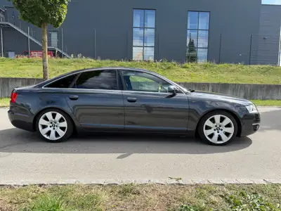 Audi A6 3.0 V6 TDI Quattro — Berline élégante, motorisation robuste et fiable — vista posteriore