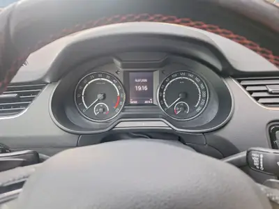 Skoda Octavia 2.0 TDI 184 RS 4x4 — Break diesel performant, traction intégrale — dettaglio