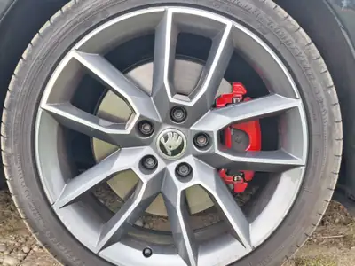 Skoda Octavia 2.0 TDI 184 RS 4x4 — Break diesel performant, traction intégrale — Miniatura 7
