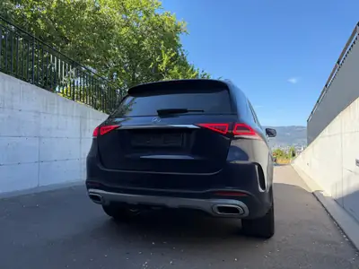 Mercedes-Benz GLE 450 AMG Line — SUV premium hybride, seulement 31'000 km — Armaturenbrett