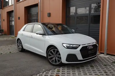 Audi A1 Sportback 30 TFSI S Line — Compacte dynamique avec service gratuit 10 ans — detail