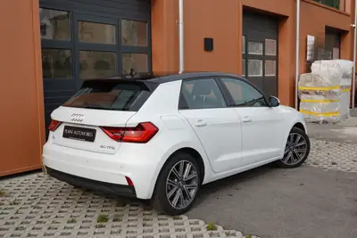 Audi A1 Sportback 30 TFSI S Line — Compacte dynamique avec service gratuit 10 ans — Thumbnail 7