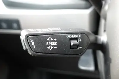 Audi A1 Sportback 30 TFSI S Line — Compacte dynamique avec service gratuit 10 ans — Thumbnail 13