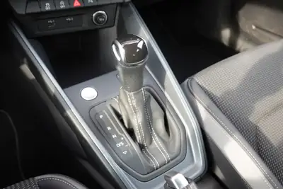 Audi A1 Sportback 30 TFSI S Line — Compacte dynamique avec service gratuit 10 ans — Thumbnail 17