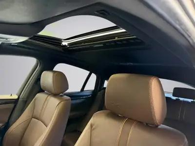 BMW X4 xDrive 35d M Sport — SUV coupé premium diesel, équipement complet — Thumbnail 11