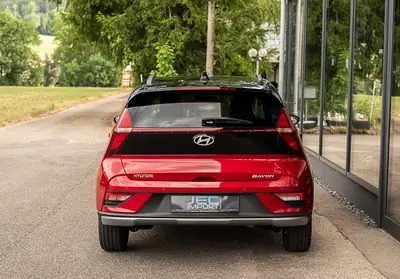 Hyundai Bayon 1.0 T-GDi Amplía — SUV compact urbain, 500 km, garantie 5 ans — tableau de bord