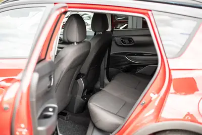 Hyundai Bayon 1.0 T-GDi Amplía — SUV compact urbain, 500 km, garantie 5 ans — Miniature 7