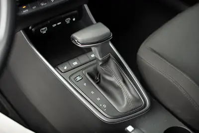 Hyundai Bayon 1.0 T-GDi Amplía — SUV compact urbain, 500 km, garantie 5 ans — Miniature 11