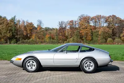Ferrari 365 GTB 4 Daytona 1973 — Chef-d'œuvre d'époque, état d'origine certifié — Armaturenbrett