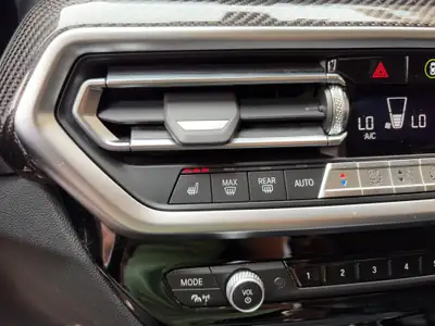BMW X4 xDrive 48V 20i M Sport — SUV coupé premium, hybride léger, 54 000 km — Thumbnail 24