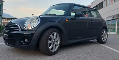 MINI One — Citadine agile et économique, contrôle technique à jour — fianco