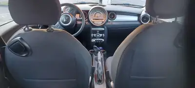 MINI One — Citadine agile et économique, contrôle technique à jour — dettaglio