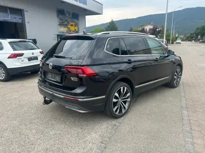 VW Tiguan Allspace 2.0 TDI — 7 places, 4Motion, attelage et Head-up display — detail