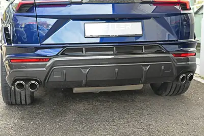 Lamborghini Urus Performante 2023 — Le SUV hypersportif avec Carbon Package — Thumbnail 12