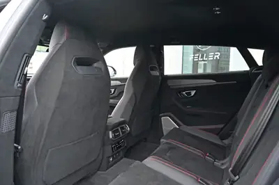 Lamborghini Urus Performante 2023 — Le SUV hypersportif avec Carbon Package — Thumbnail 16