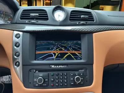 Maserati GranTurismo 4.7 V8 Sport — Coupé italien haute performance, 38'900 km seulement — Thumbnail 13