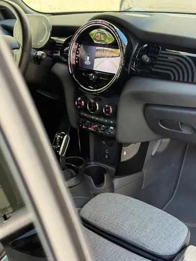 MINI Cooper S Multitone Edition Steptronic — Série spéciale dynamique, première main, 25'500 km — Thumbnail 12