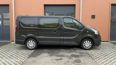 Renault Trafic 2.0 dCi 120 — Utilitaire fiable, faible kilométrage, équipé Business — intérieur